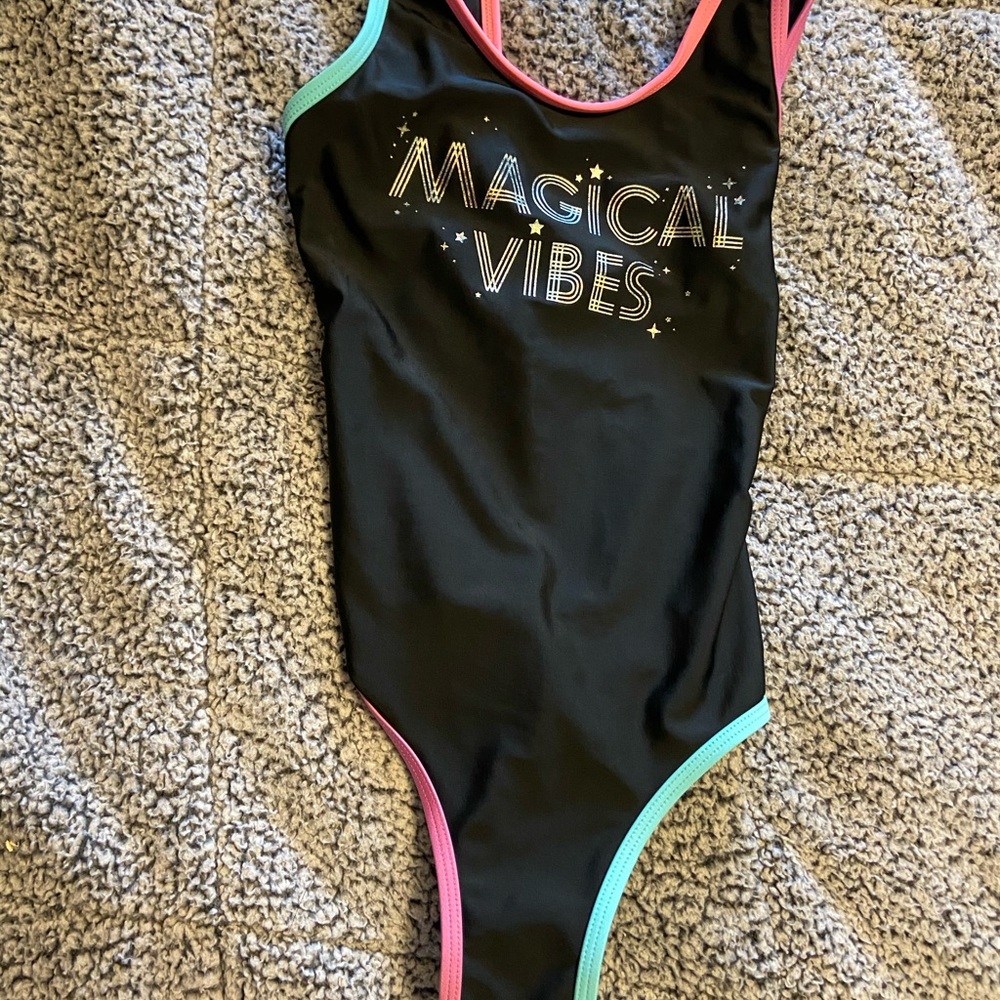 Girls swimsuit